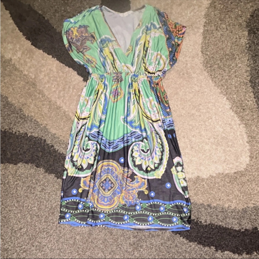 5th & Love Green and Blue Paisley Midi Dress